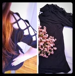 NWT Maurices Cold Shoulder Top